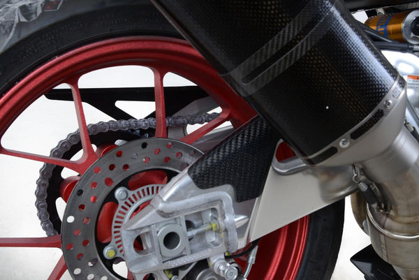 Carbon Faser Swingerm Guard (rechte Seite), Aprilia RSV4 RR / RF 15- / RSV4 1100 Factory 19-20 / V4 Tuono [R] 15-